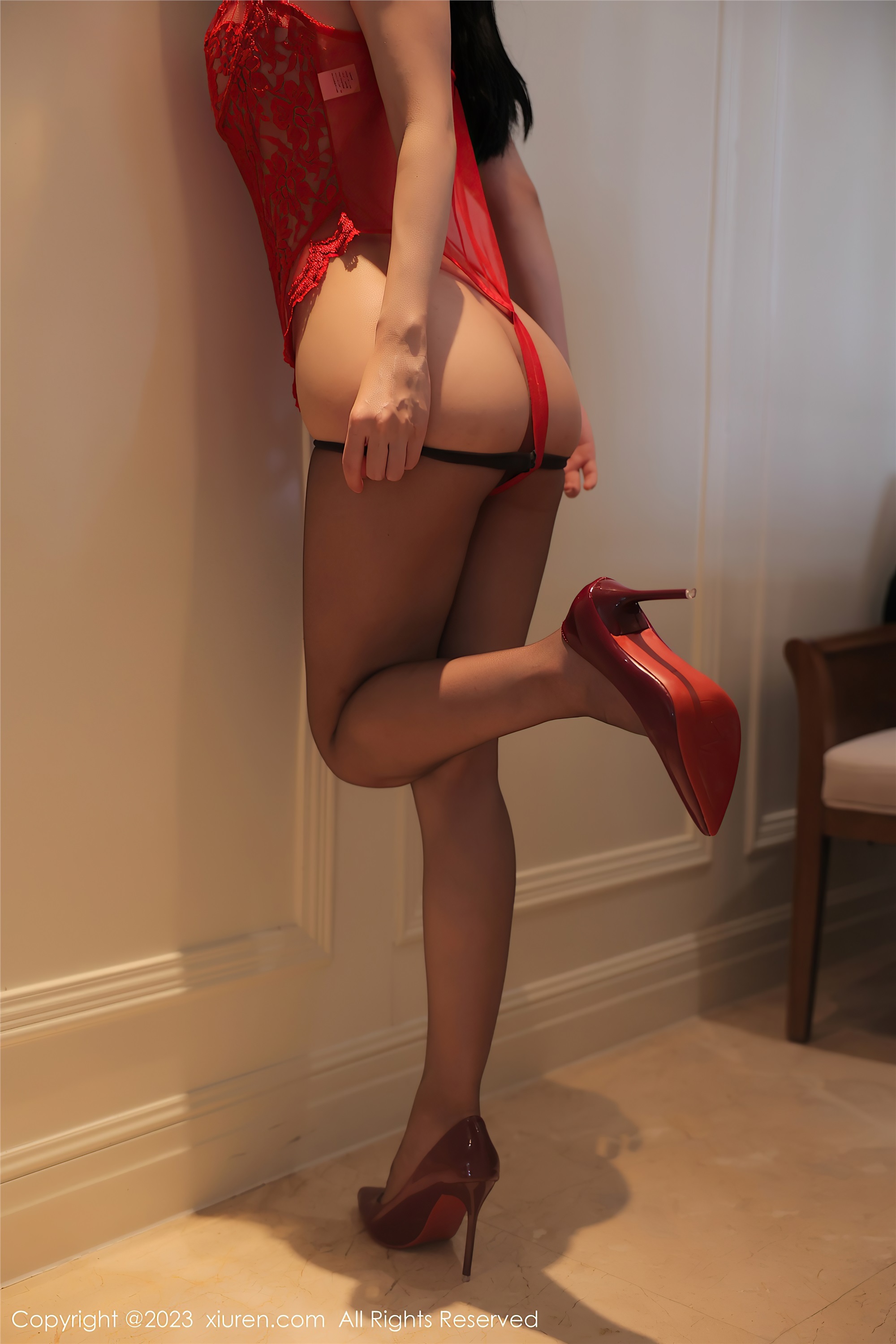 XiuRen秀人网  2023.03.27 NO.6475 尹甜甜 万宁旅拍